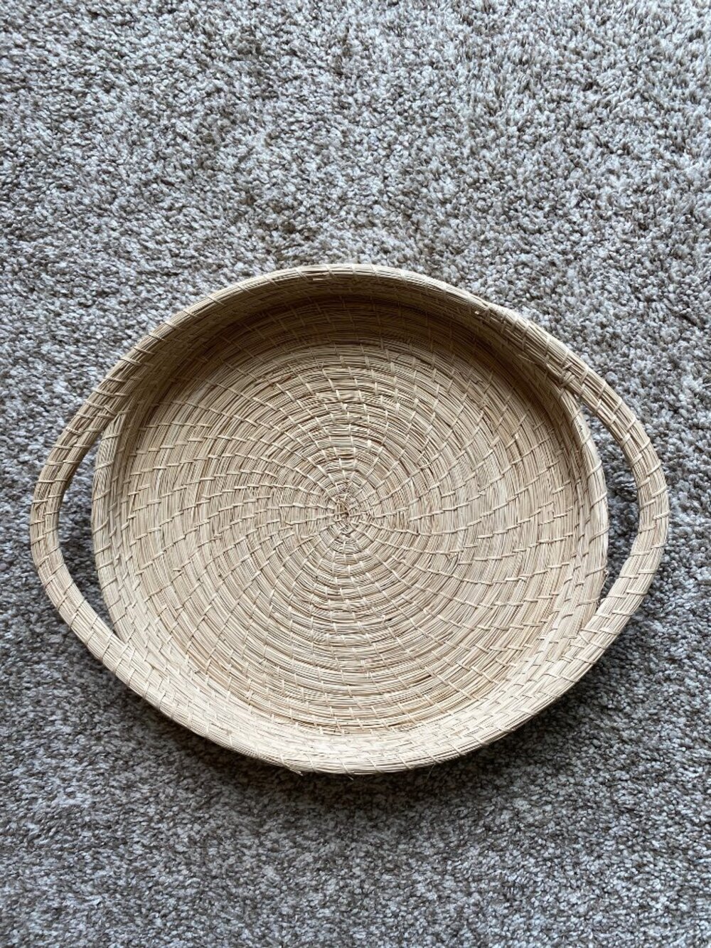 Woven Oval Natural Grass Tray with Handles Indoor Decor Collection Diameter 11''